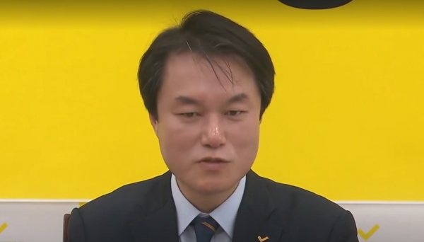 장혜영 의원을 성추행한 사태로 사퇴한 정의당 김종철 전 대표 [사진=YTN]