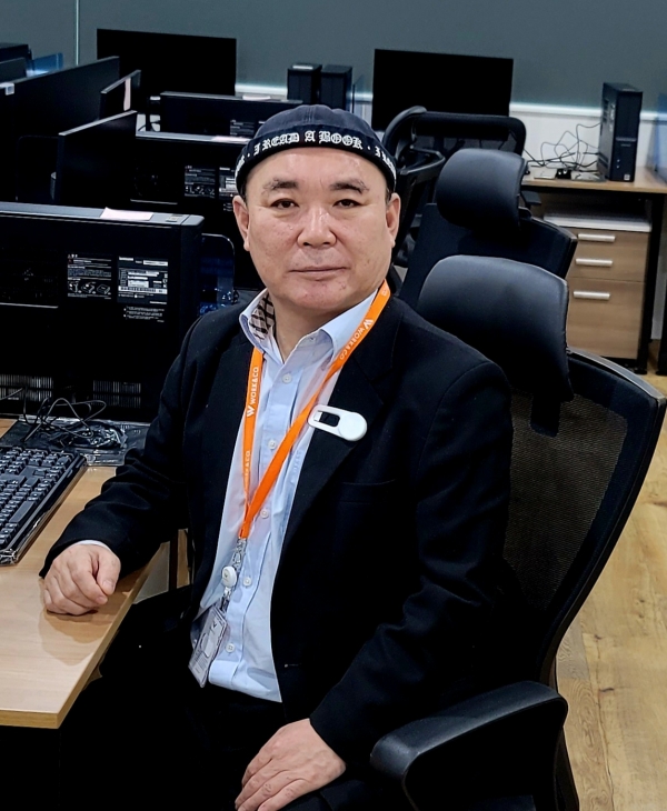 사진=K-CORE GROUP 장학재단 김재덕 이사장